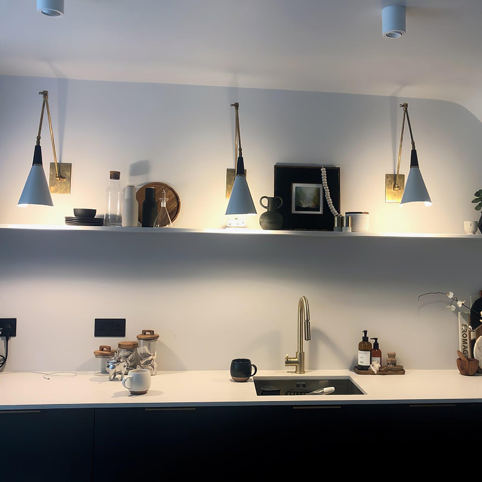 Sophisticated Magari Wall Lamp Compatible with Push Switches in White Black Brass