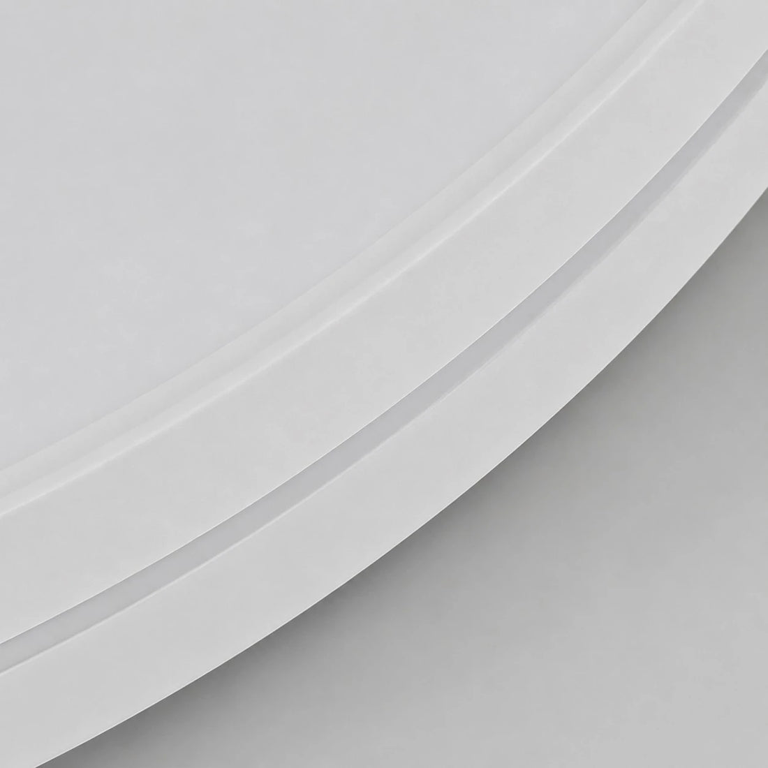 Close view of the layered acrylic edge