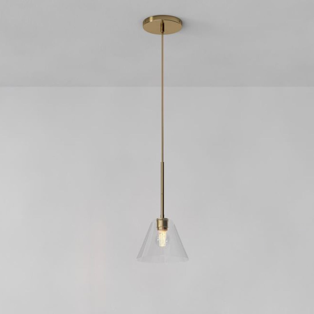 Suspension conique en verre Conica – Luminaire de style moderne pour toutes les pièces