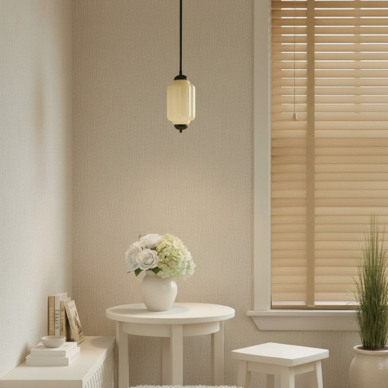 Suspension Eloise en verre laiteux – Lampe vintage fine pour salon