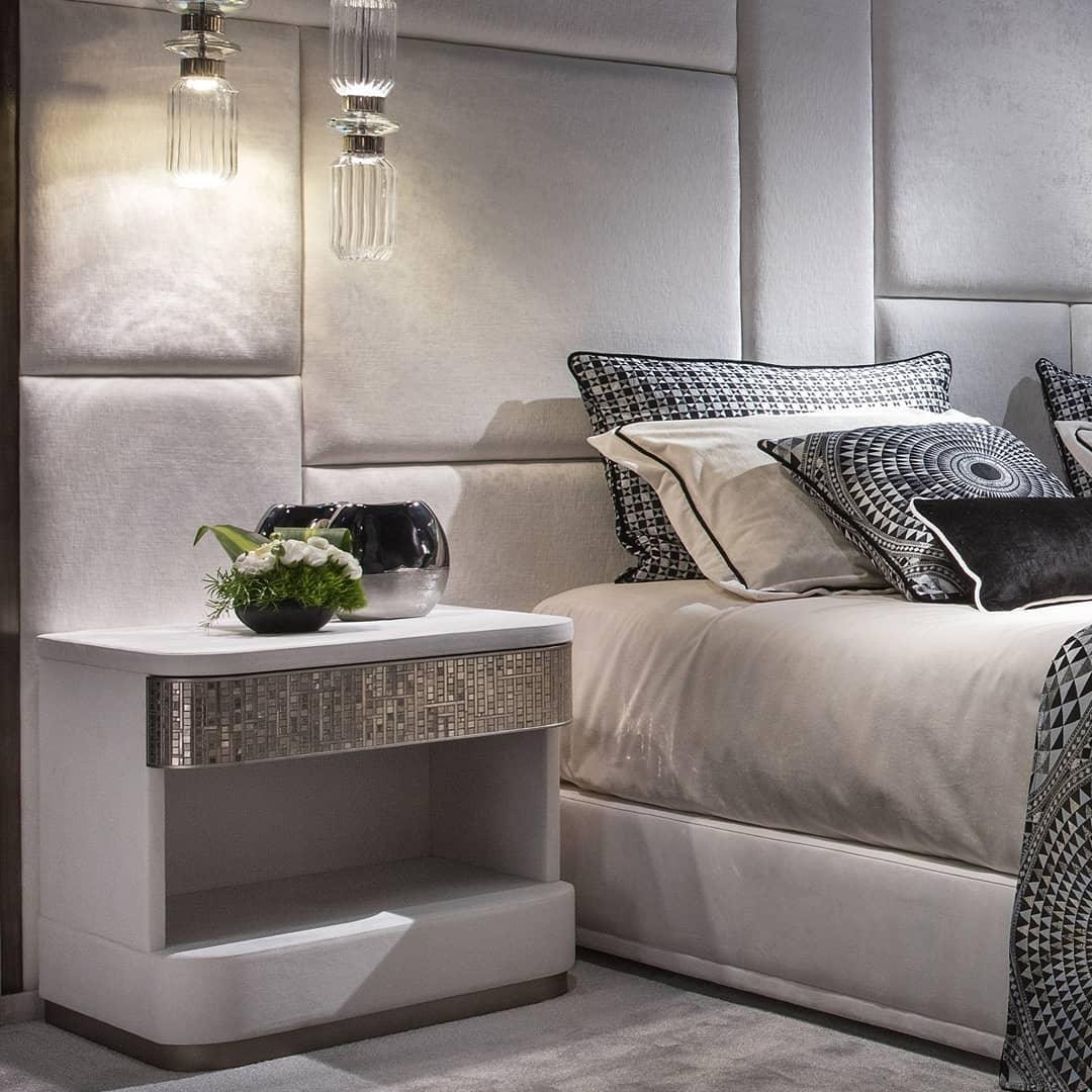 Sleek Hanging Light - Iron Metal Glass Gold Clear Hardwired Atmosphere