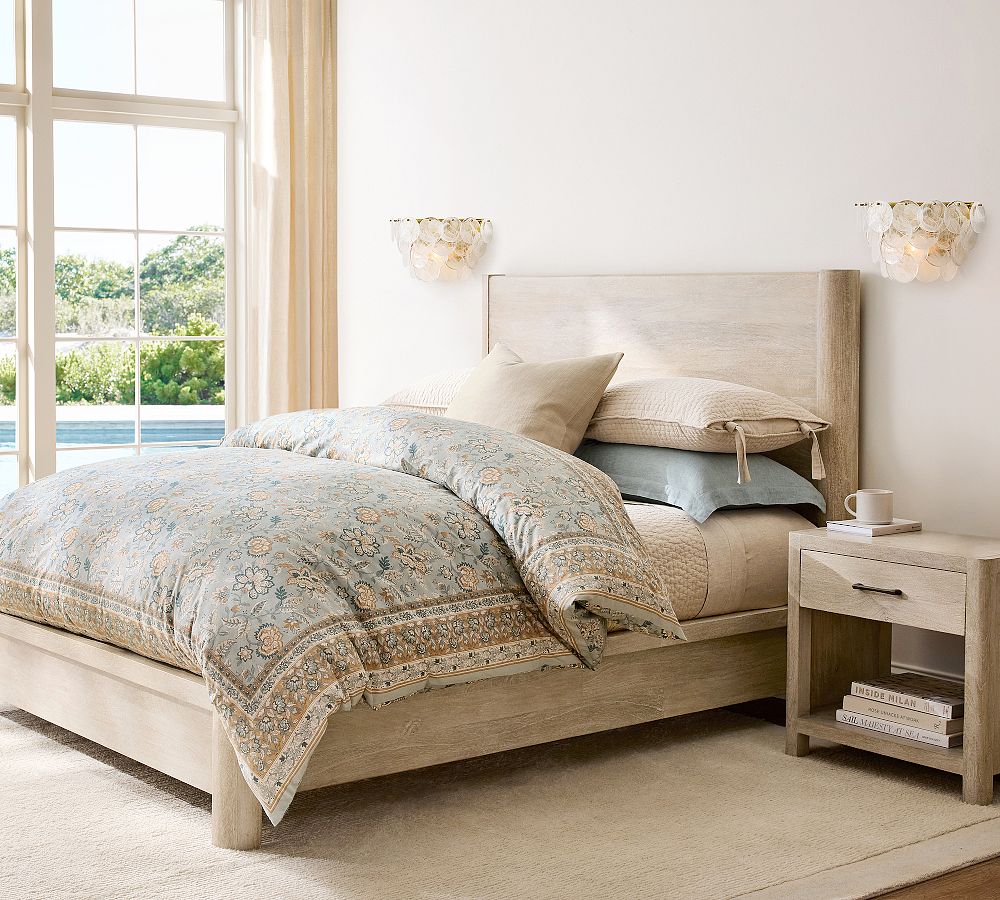 Sevra Cascading Glass Disc Wall Sconce - Metal Vintage Brass Finish Lighting