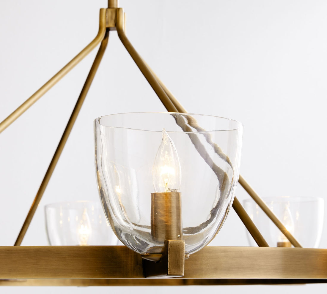 Lustre Auria en verre soufflé à la main et métal - Design contemporain en laiton