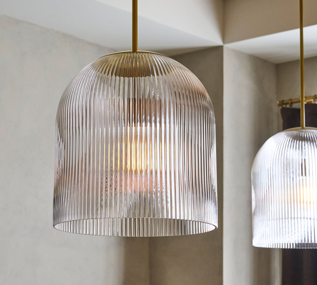 Suspension Bravira en verre strié – Lampe élégante pour îlot de cuisine
