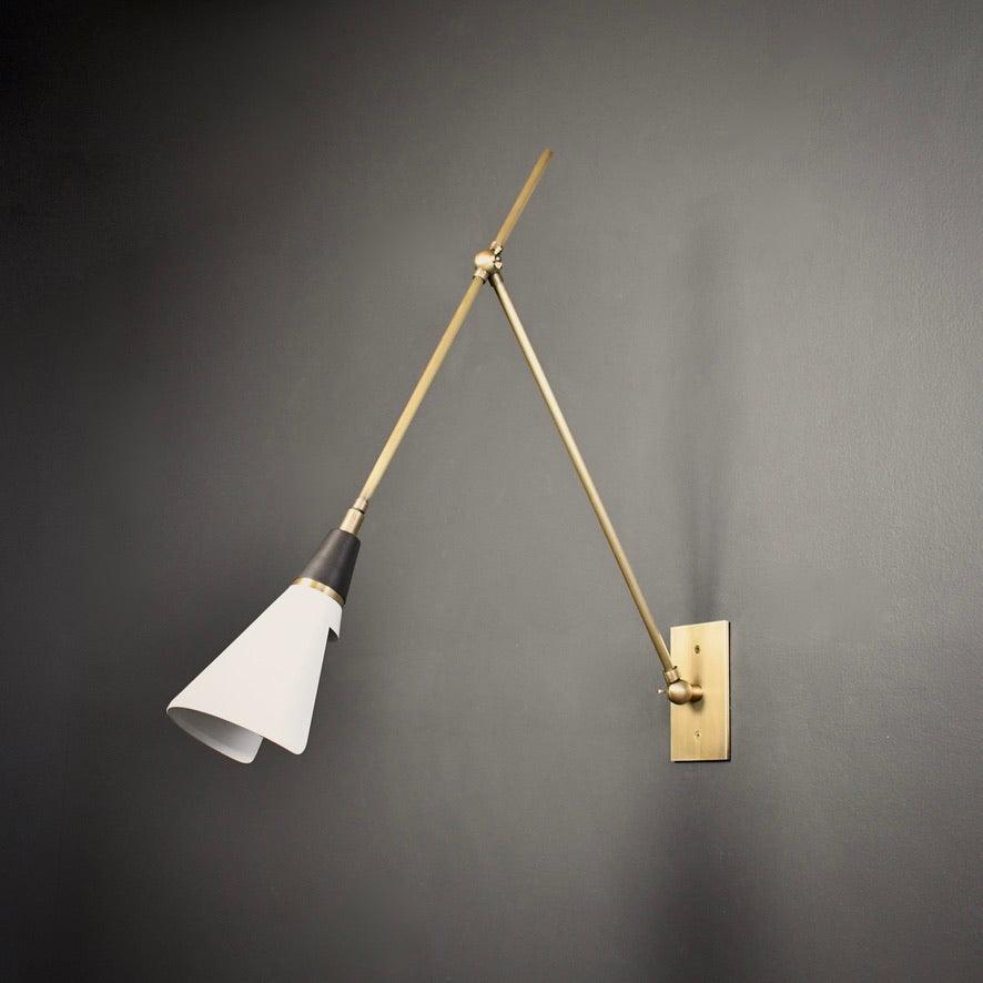 Sophisticated Magari Wall Lamp Compatible with Push Switches in White Black Brass