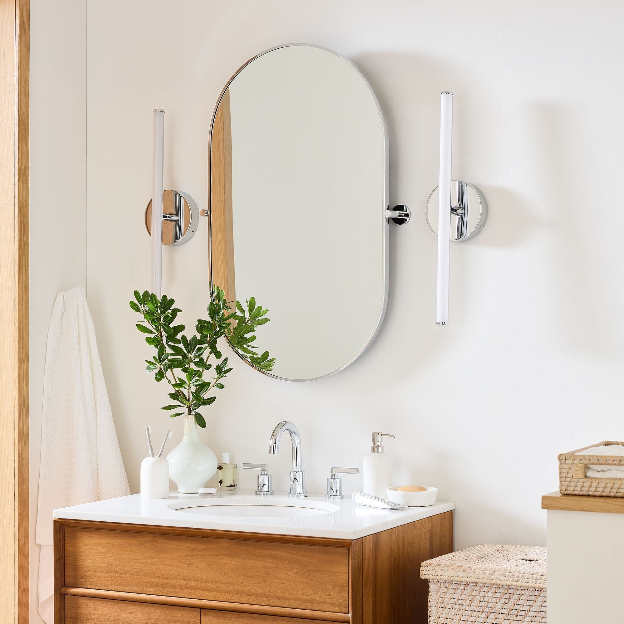 Voro Modern LED Wall Sconce - Metal Bathroom & Hallway Lighting Fixture