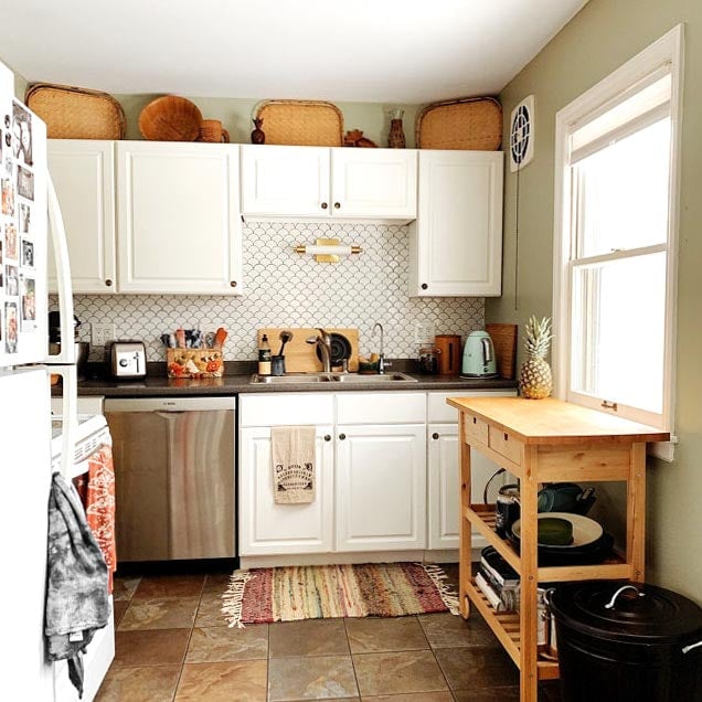 Ornato Luxe Modern Vanity Sconce - Art Deco Wall Light with Cylinder Shade