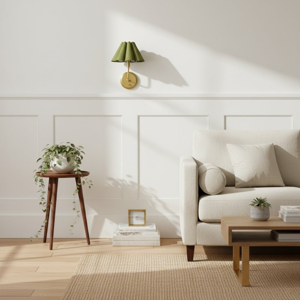 Capirise Metal Wall Sconce - Retro Scalloped Linen Light for Bedroom