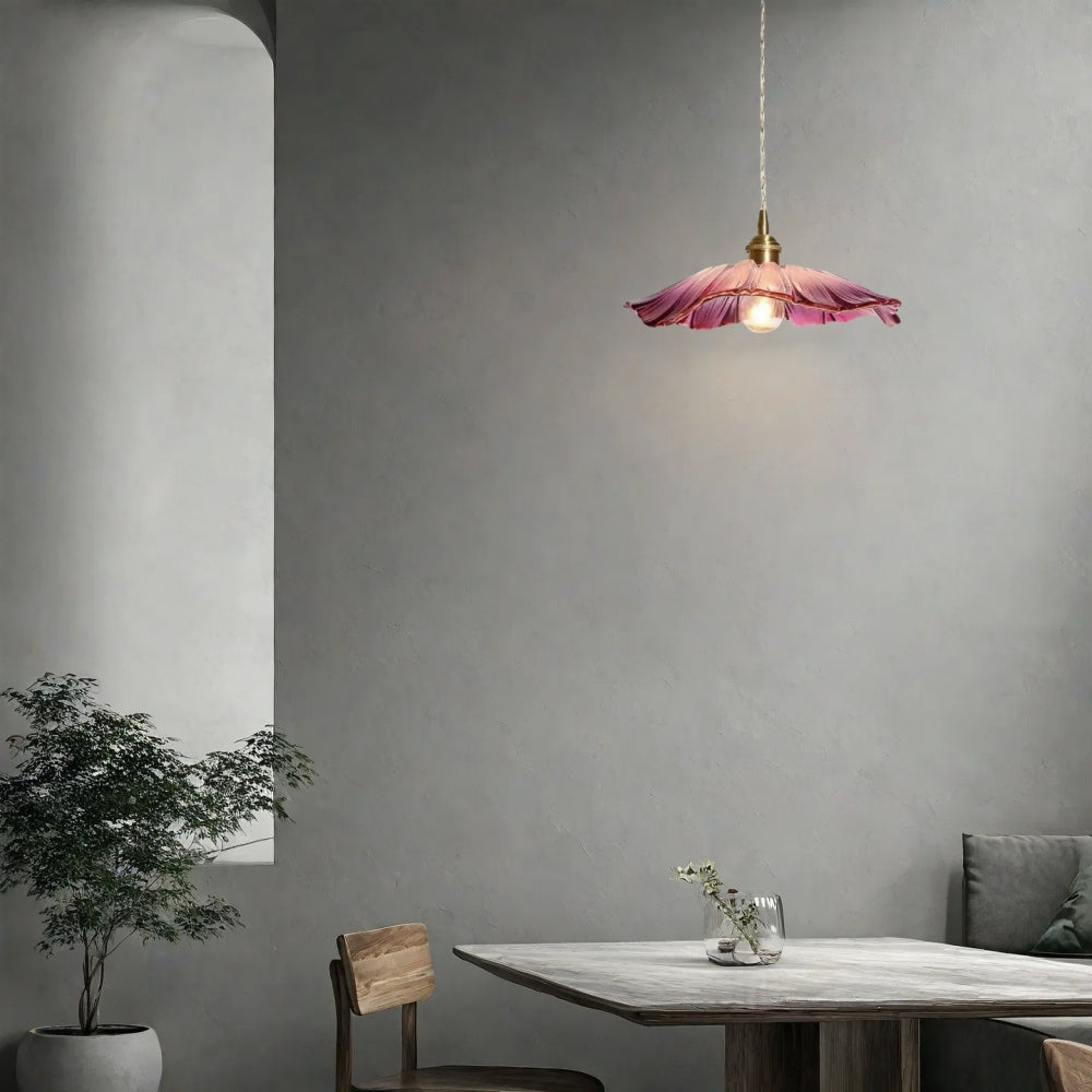 Lotus Pendant Light – Retro Glass Flower Lamp for Elegant Interiors