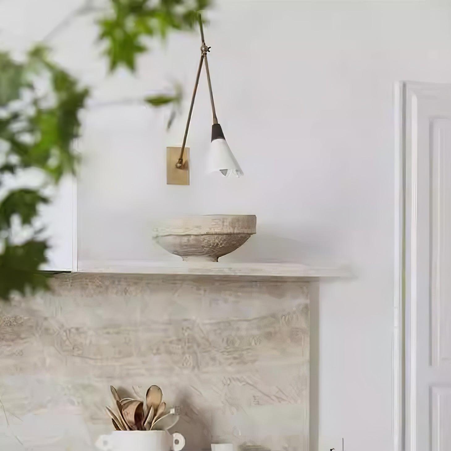 Sophisticated Magari Wall Lamp Compatible with Push Switches in White Black Brass