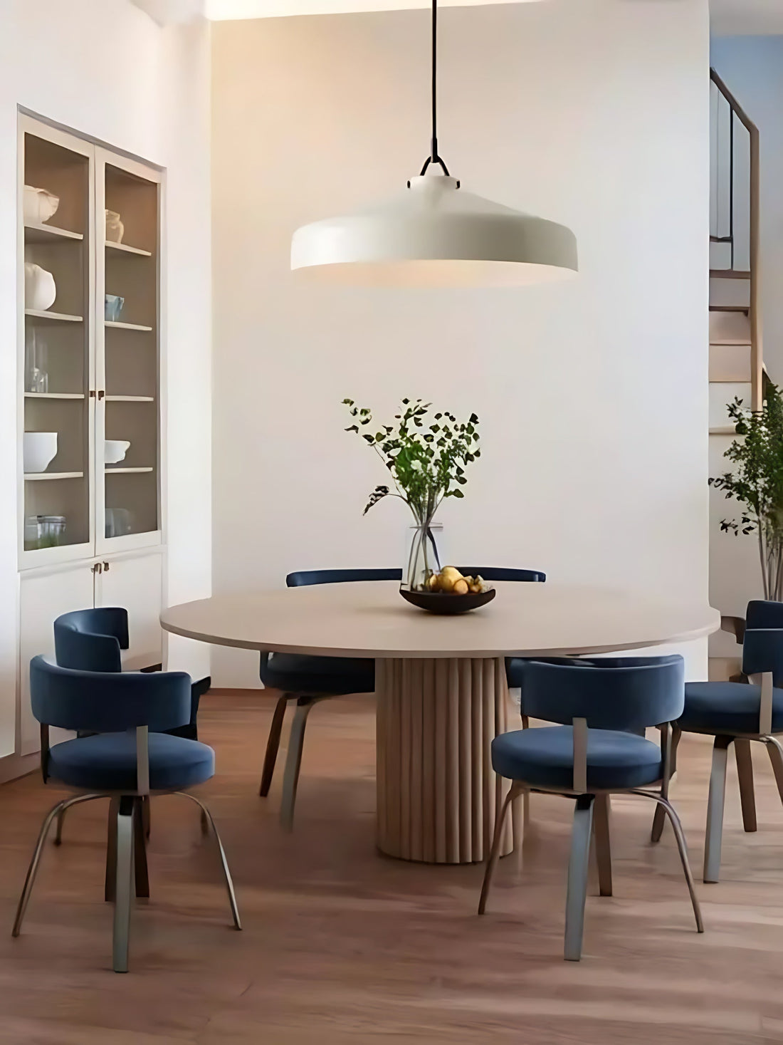 Suspension minimaliste en métal Morandi : un charme doux et subtil