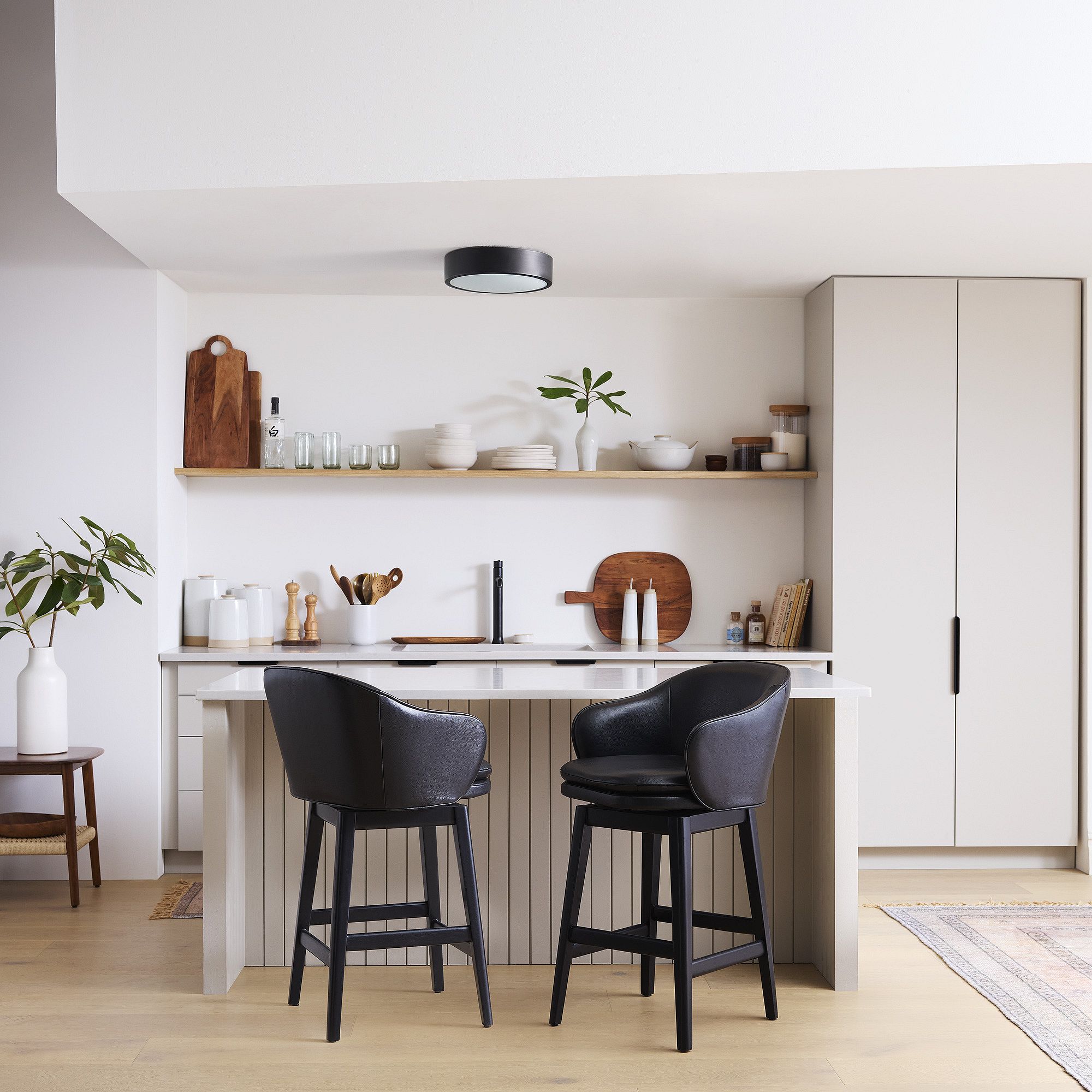 Crelina Minimalist Flush Mount Lighting - Modern Ceiling Fixture for Any Room