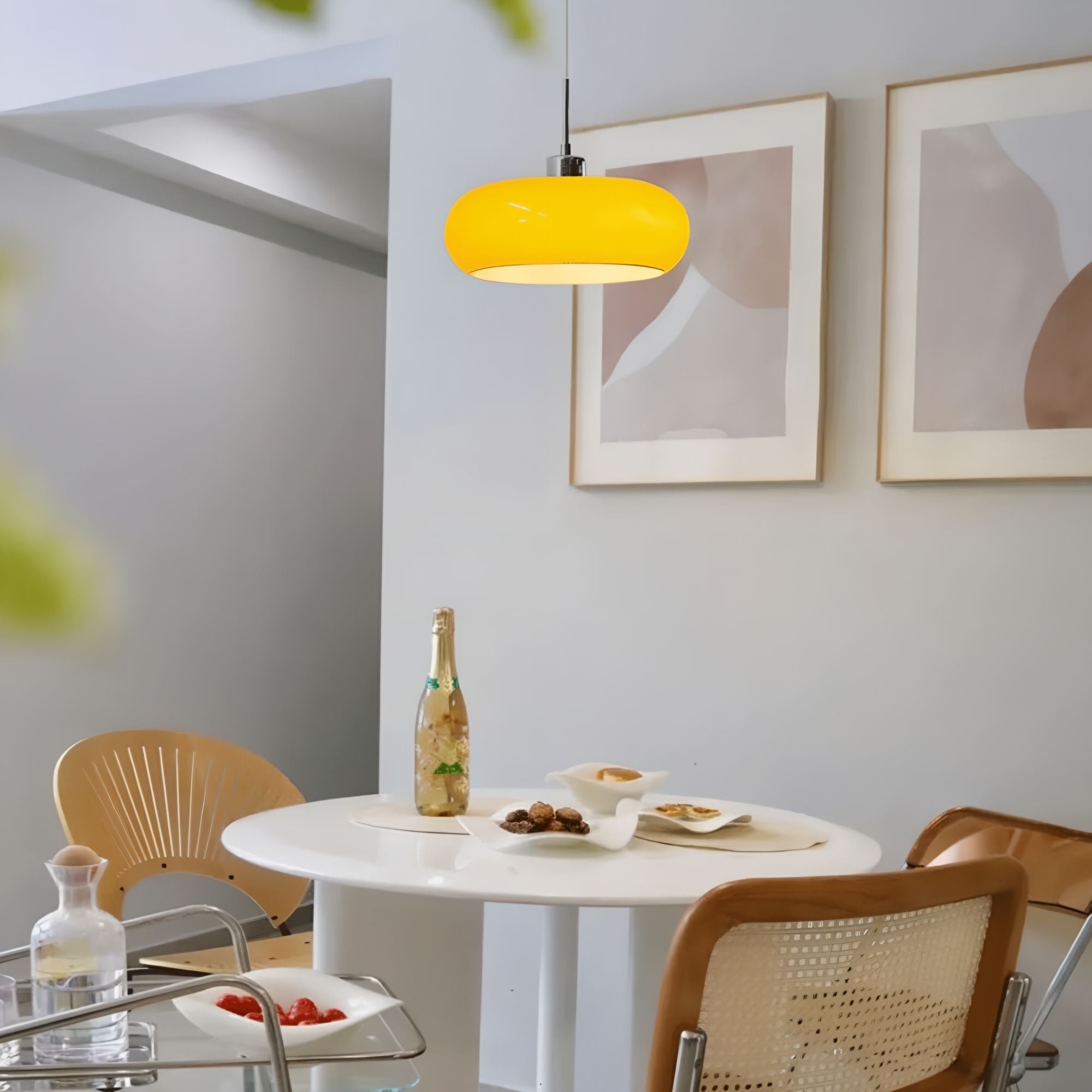 Glass Pot Pendant Light — Nordic Retro Look for Stylish Spaces