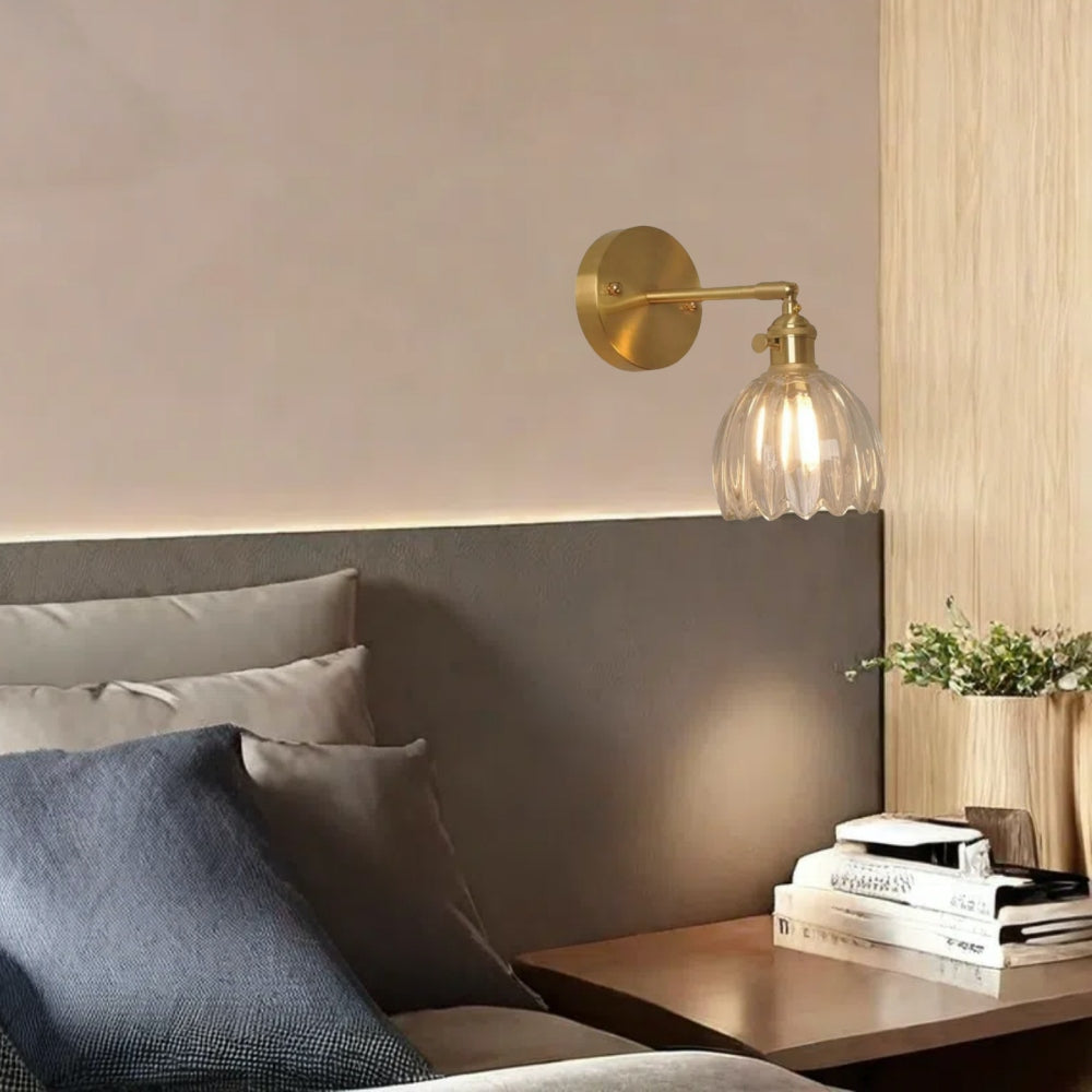 Tulip Wall Sconce – Vintage Glass Flower Light for Elegant Bedrooms