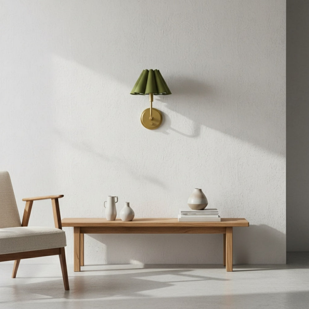 Capirise Metal Wall Sconce - Retro Scalloped Linen Light for Bedroom