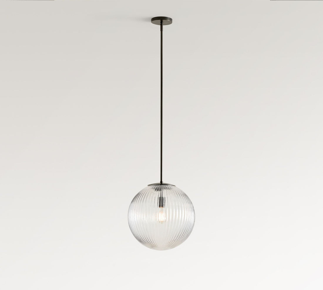 Suspension Bravira en verre strié – Lampe élégante pour îlot de cuisine