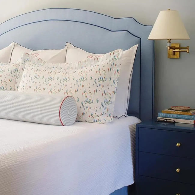 Adjustable Joint Swing Arm Light - Modern Industrial Decor