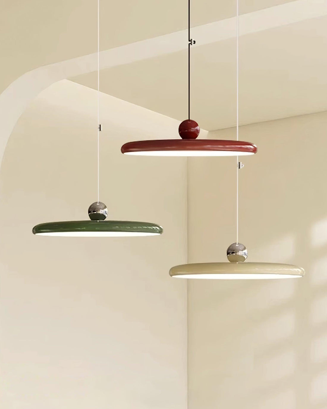 Adjustable Articulated Arm Metal Pendant Light