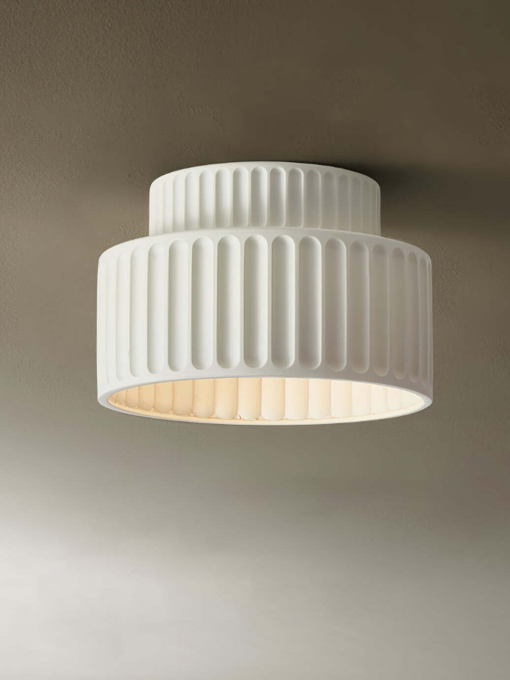 White Resin Rim Acrylic Ceiling Lamp IP20 Environment Indoor