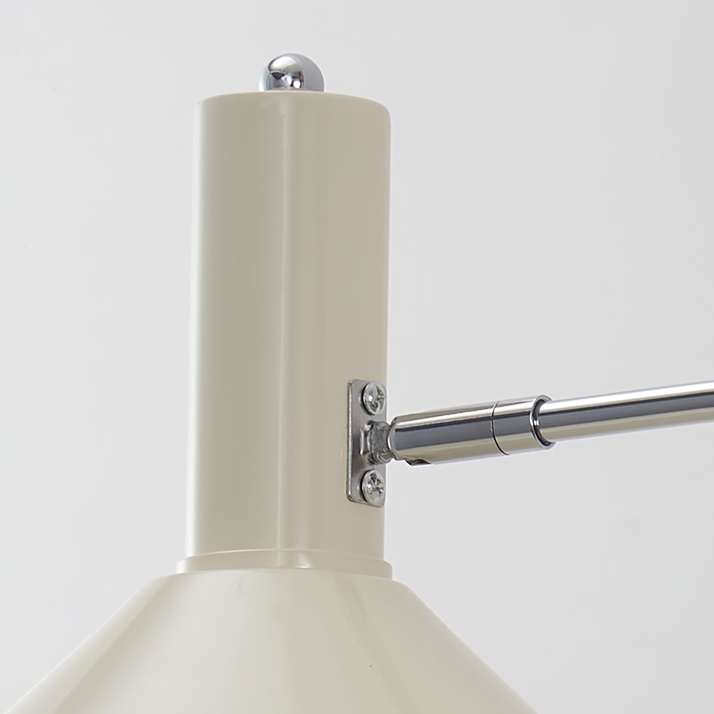 Stylish Anvia Plug In Wall Sconce