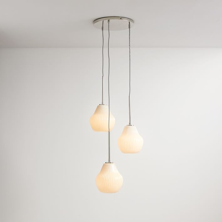 Lustre Rivrona en verre strié à 3 lumières : un éclairage sculptural et moderne pour la maison