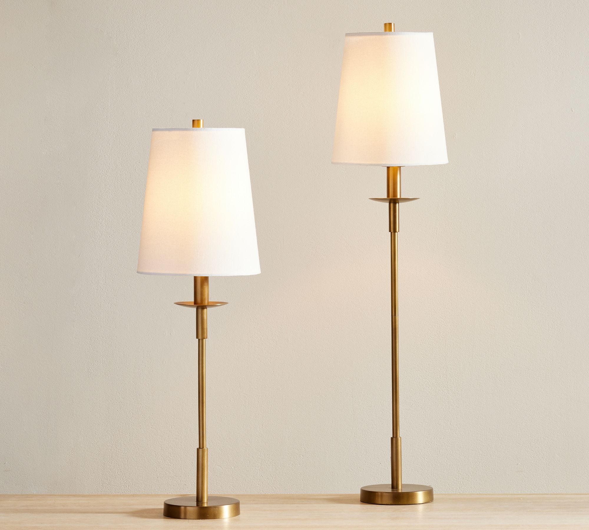 Lampe de table moderne en fer Rowan - Lampe de chevet de style industriel et rustique en lin