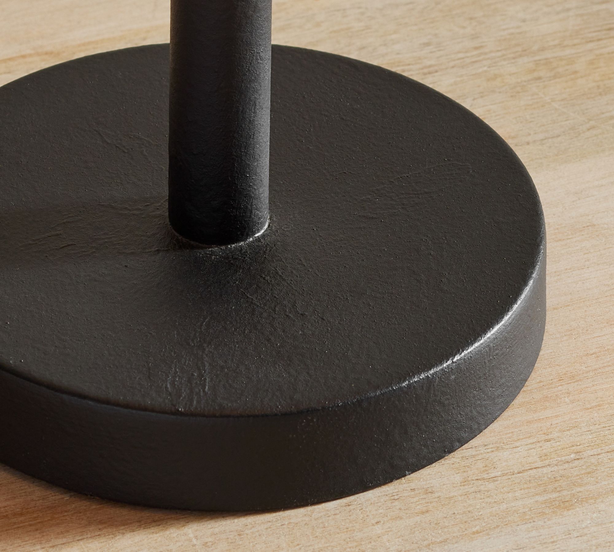 Lampe de table moderne en fer Rowan - Lampe de chevet de style industriel et rustique en lin