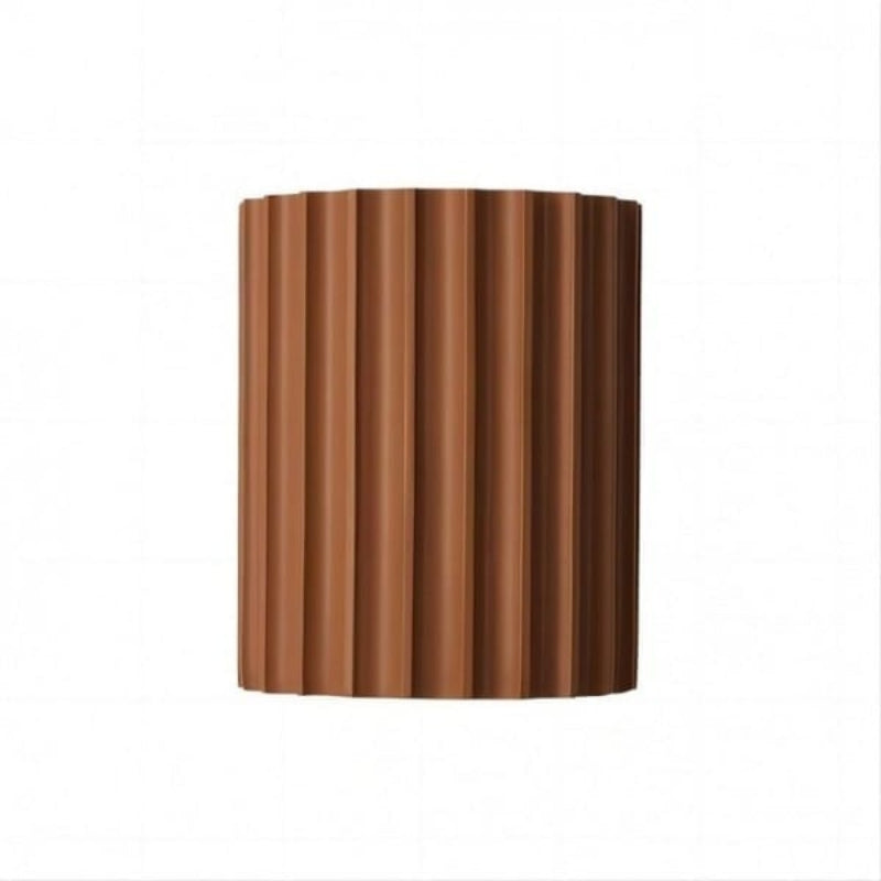 Applique murale en résine cannelée et nervurée – Style minimaliste pour la décoration d'un couloir