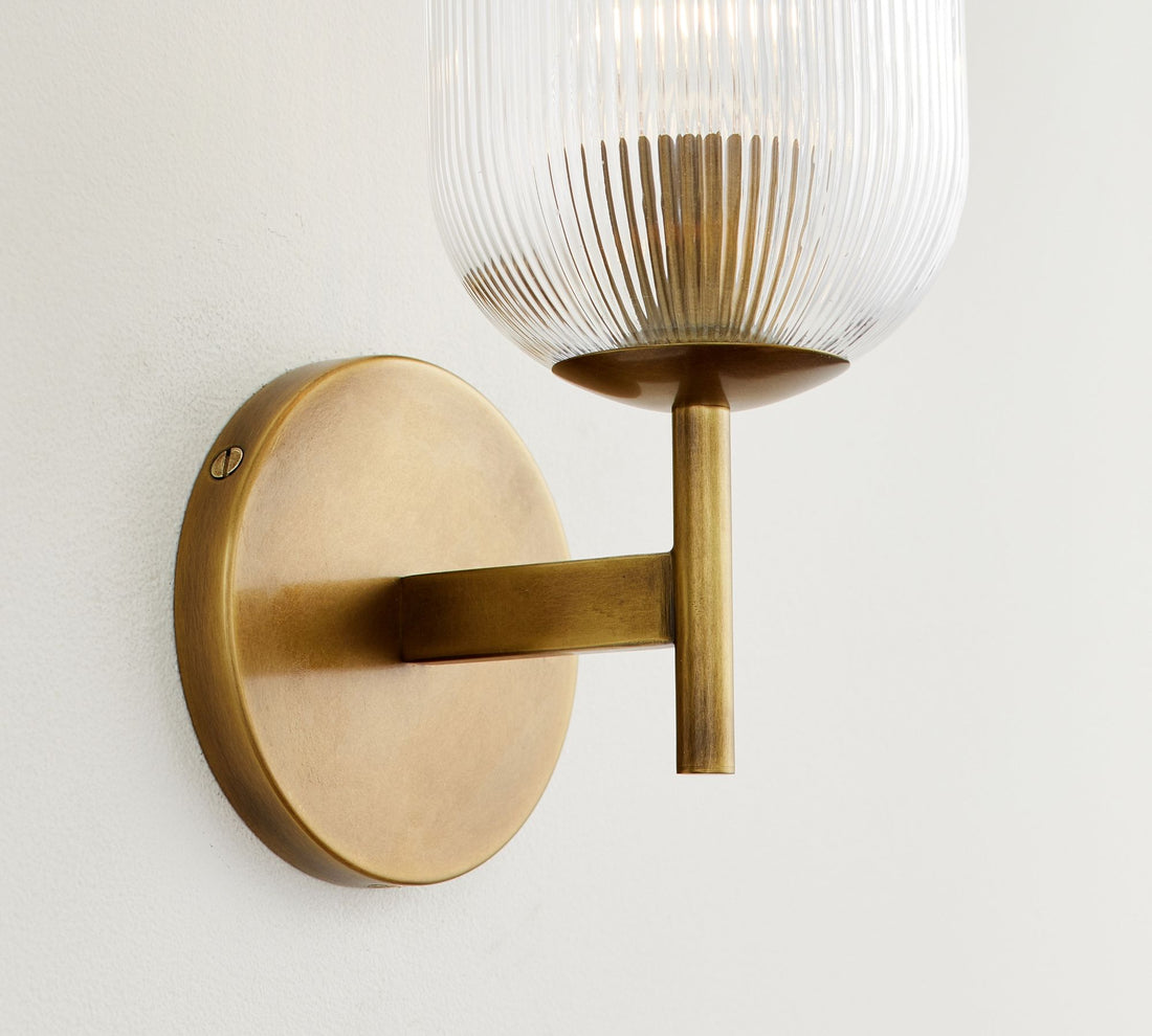 Applique Bravira en verre strié – Applique murale en métal avec abat-jour en verre transparent