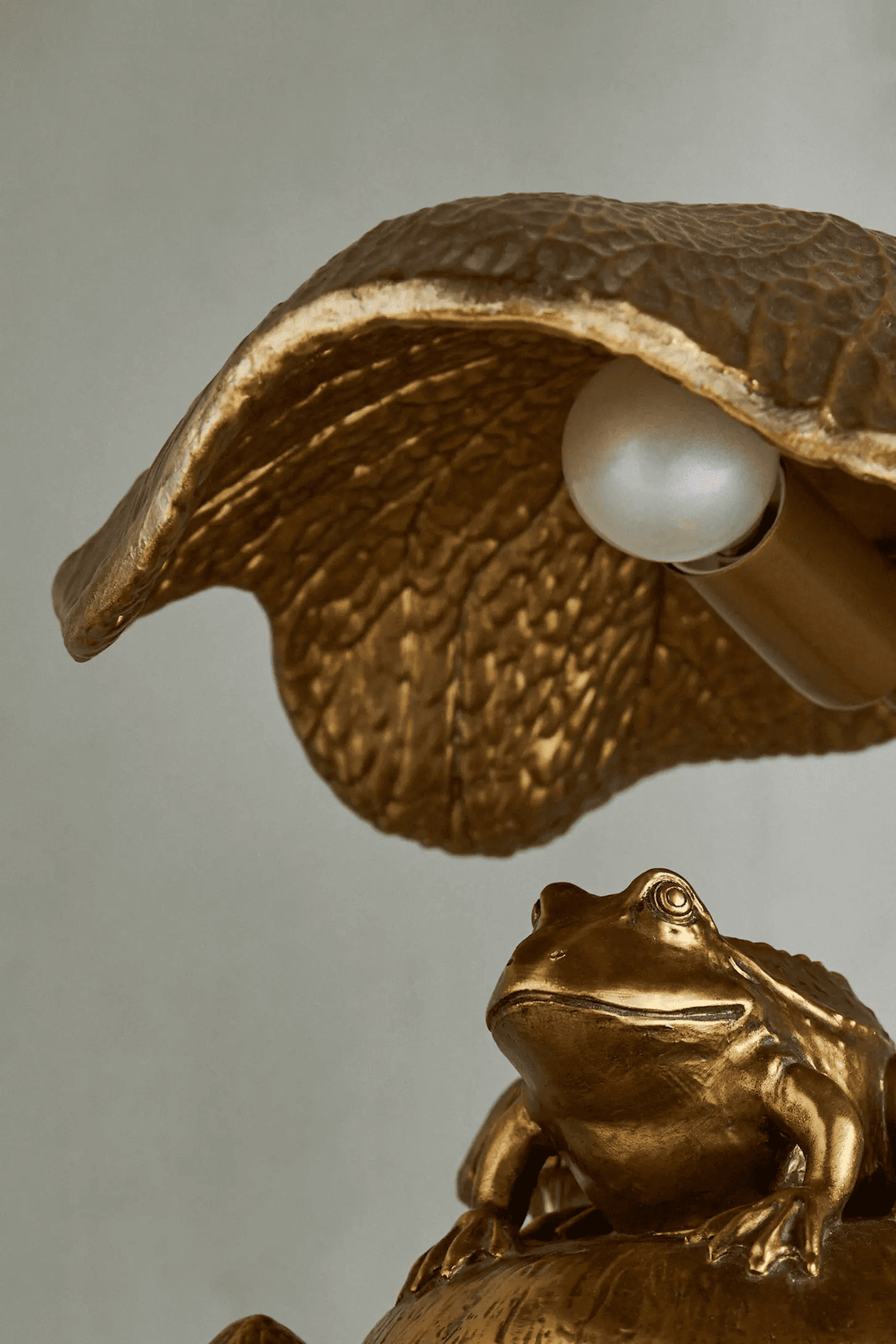 Pawdia Fabric Decorative Table Lamp - Animal Sculpture Bedside Lamp