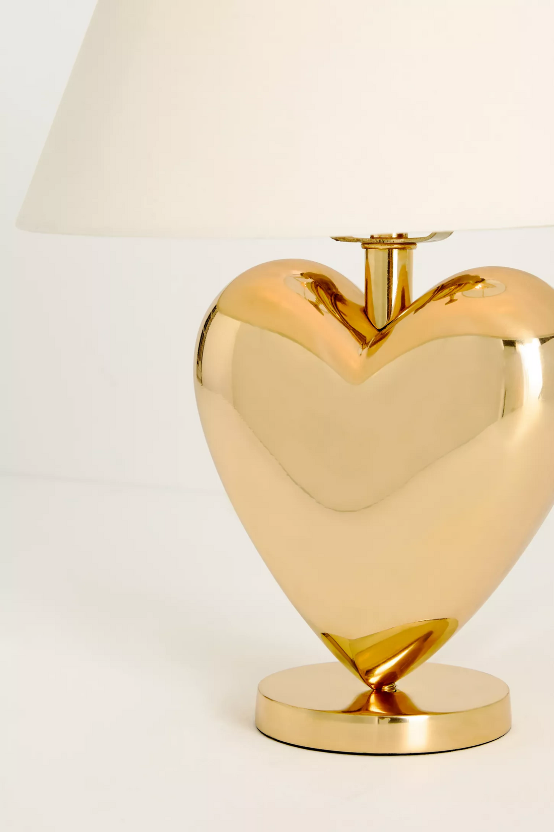 Pawdia Fabric Decorative Table Lamp - Animal Sculpture Bedside Lamp