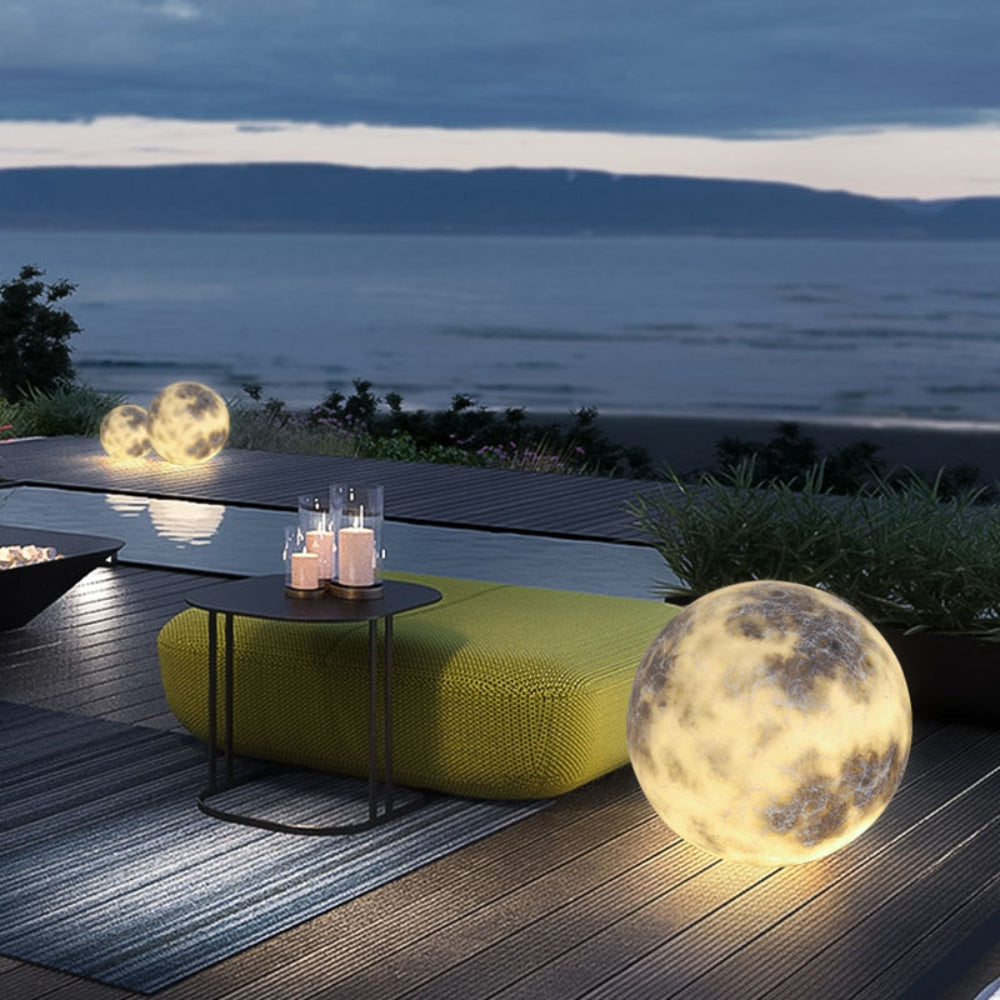 Waterproof Garden Post Light - Decorative Round Outdoor Lamp