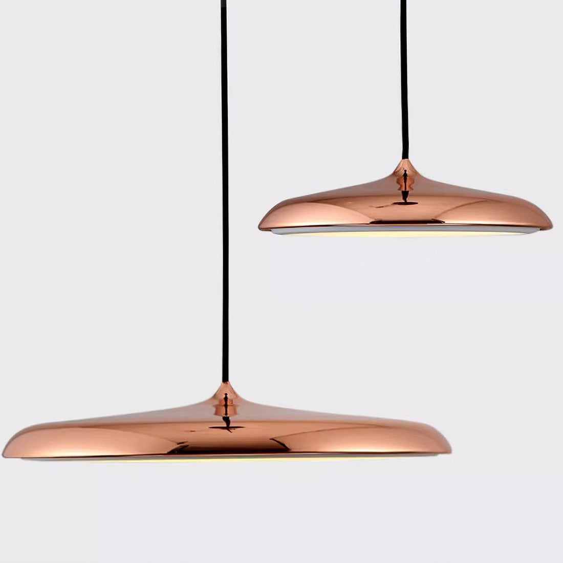 Suspension Macaron - Décoration contemporaine en métal acrylique bleu foncé