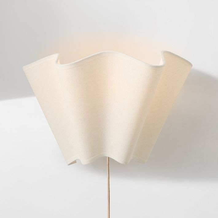 Oslan Scalloped Ivory Linen Wall Light - Modern Plug-In Bedroom Sconce