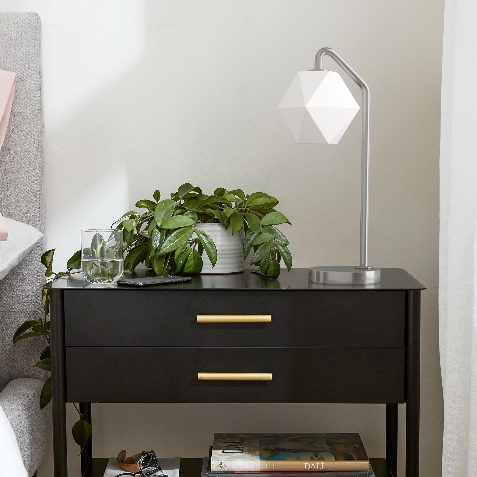 Lampe de table lumineuse en verre à facettes géométriques Talvior