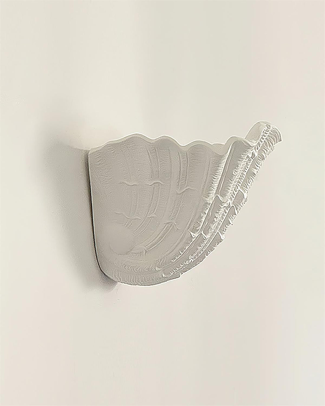 Maris Shell Plaster Wall Lamp