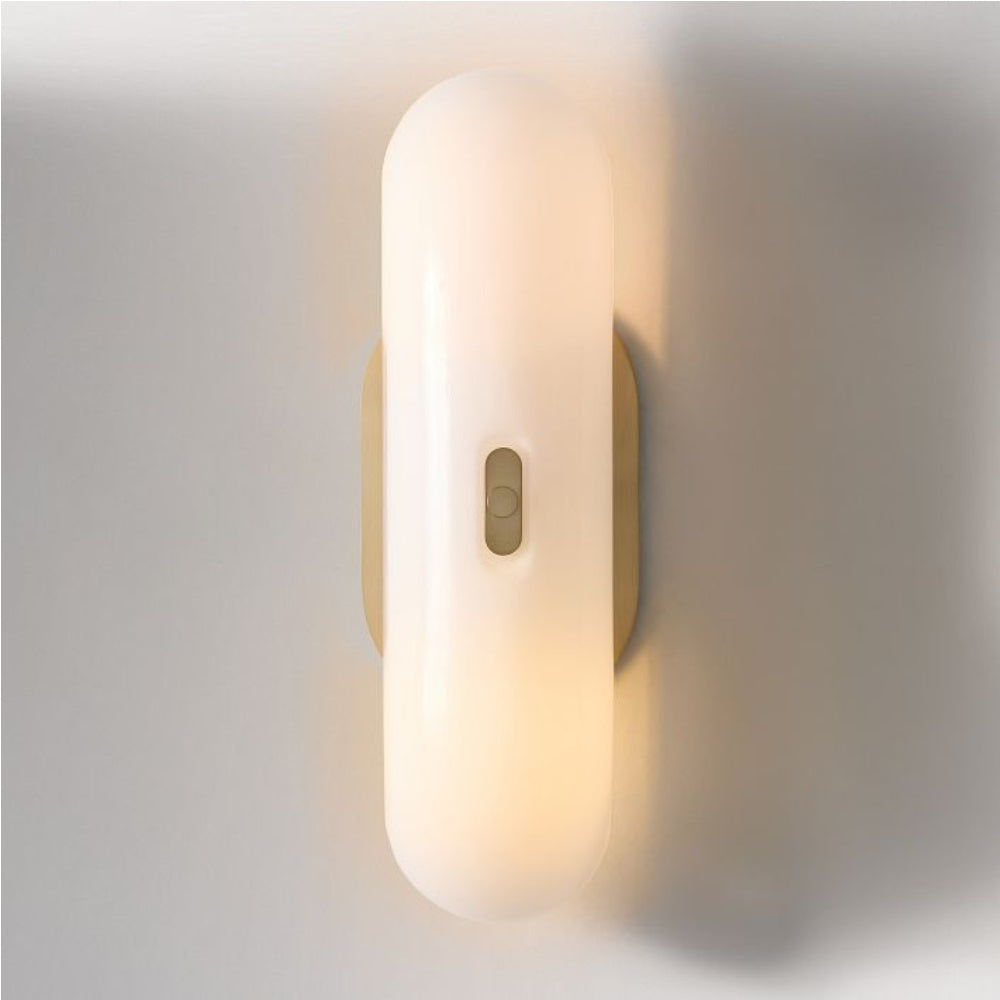 Ferosa Elegant Boat-Shaped Wall Lamp – Brass Finish with Milk Glass Linear Design