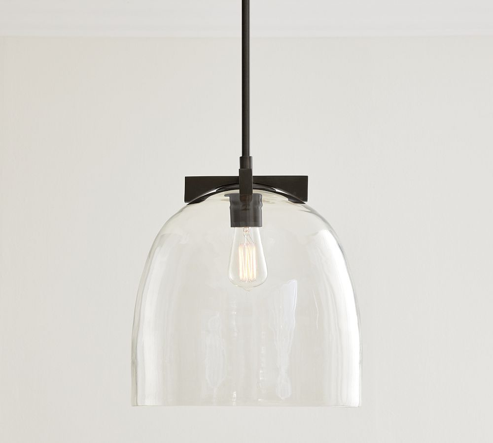 Suspension Auria en métal et laiton – Finition vintage avec abat-jour en verre