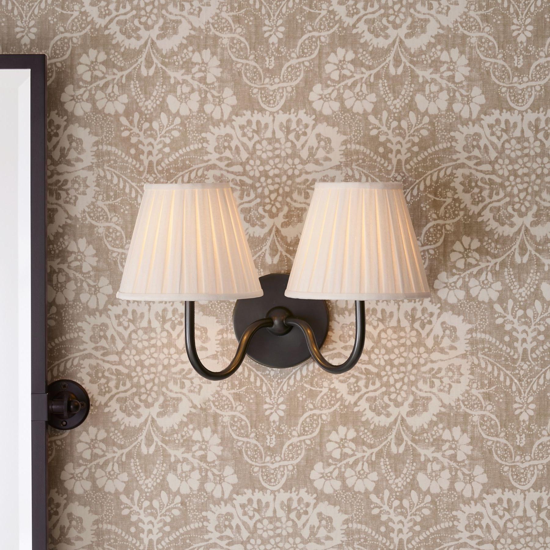 Luvora Pleated Linen Wall Lamp – Vintage Brass Wall Light for Living Rooms