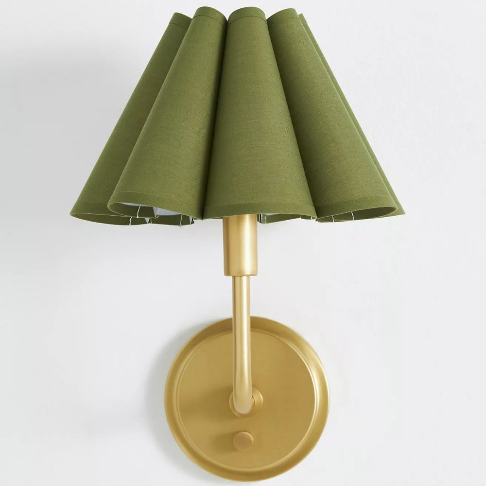 Capirise Metal Wall Sconce - Retro Scalloped Linen Light for Bedroom