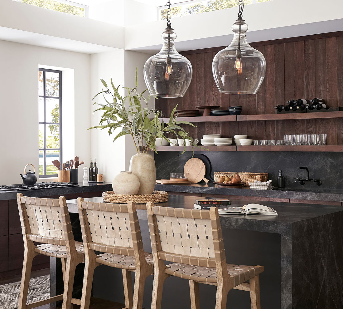 Suspension en verre Lawson – Verre recyclé et laiteux avec accents bronze