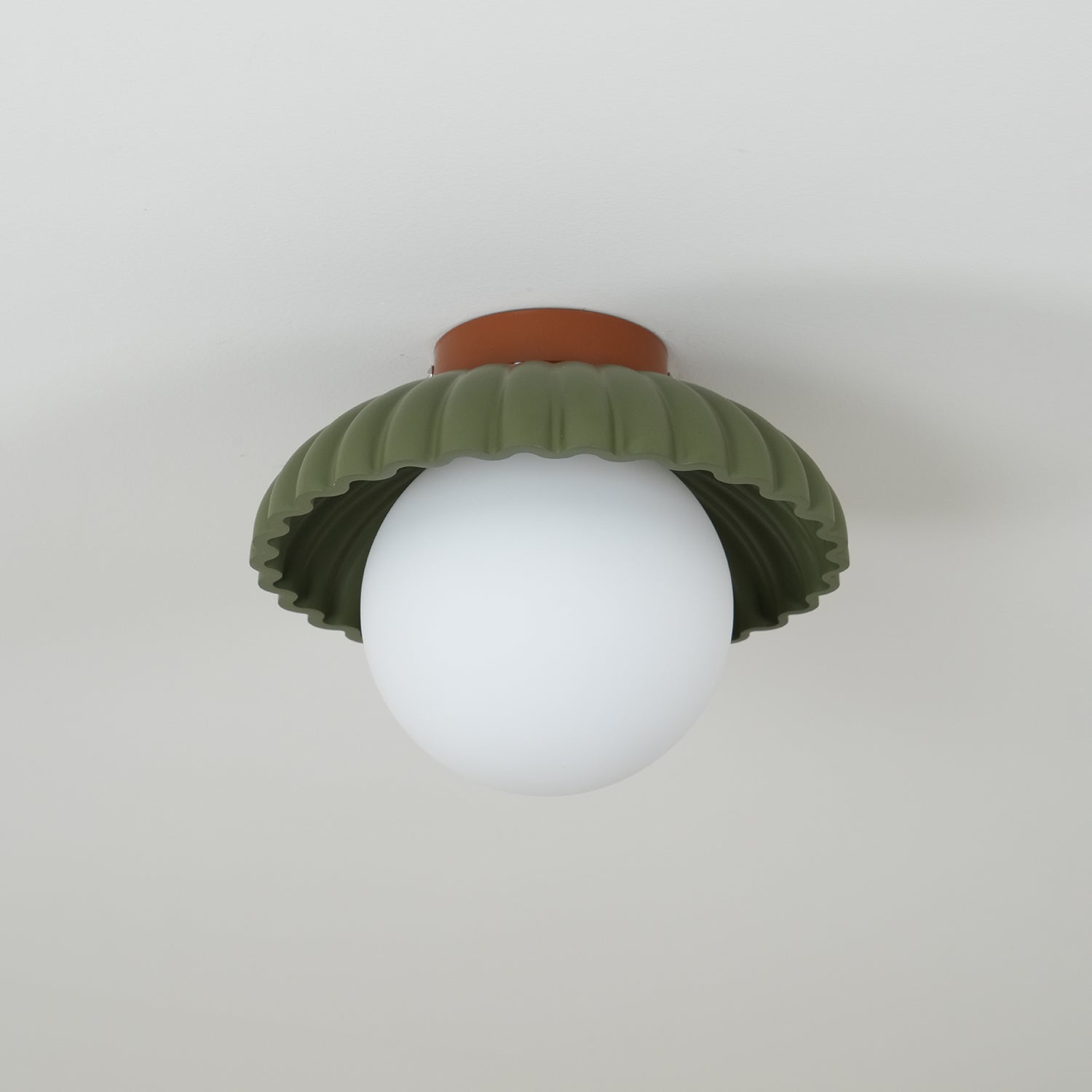 Classy Alien Cream Style Ceiling Light with Classic Round Shape