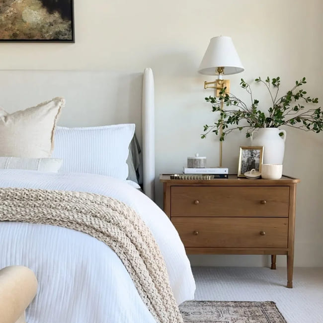 Adjustable Joint Swing Arm Light - Modern Industrial Decor