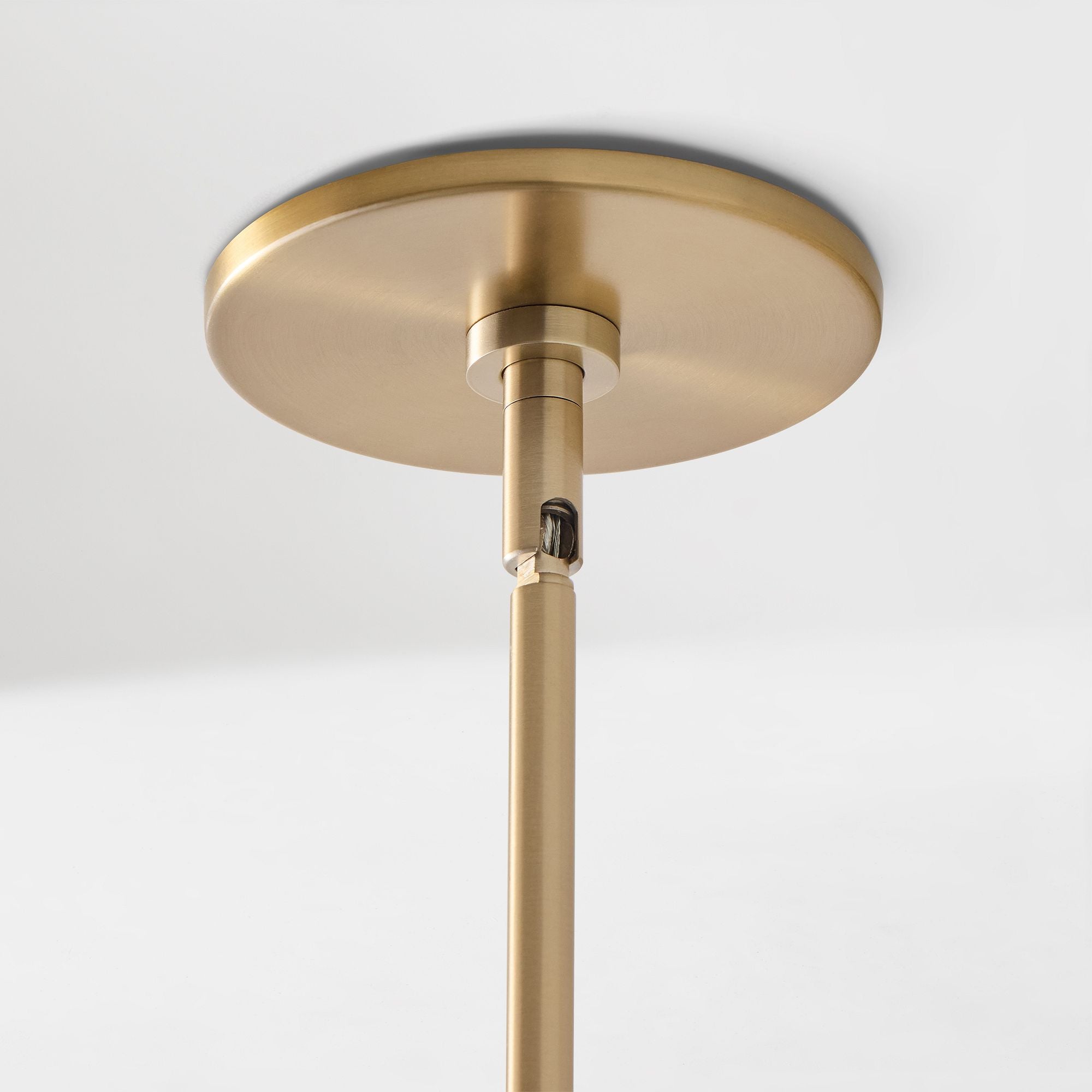 Chic Porcelain Pendant Light in Modern Style