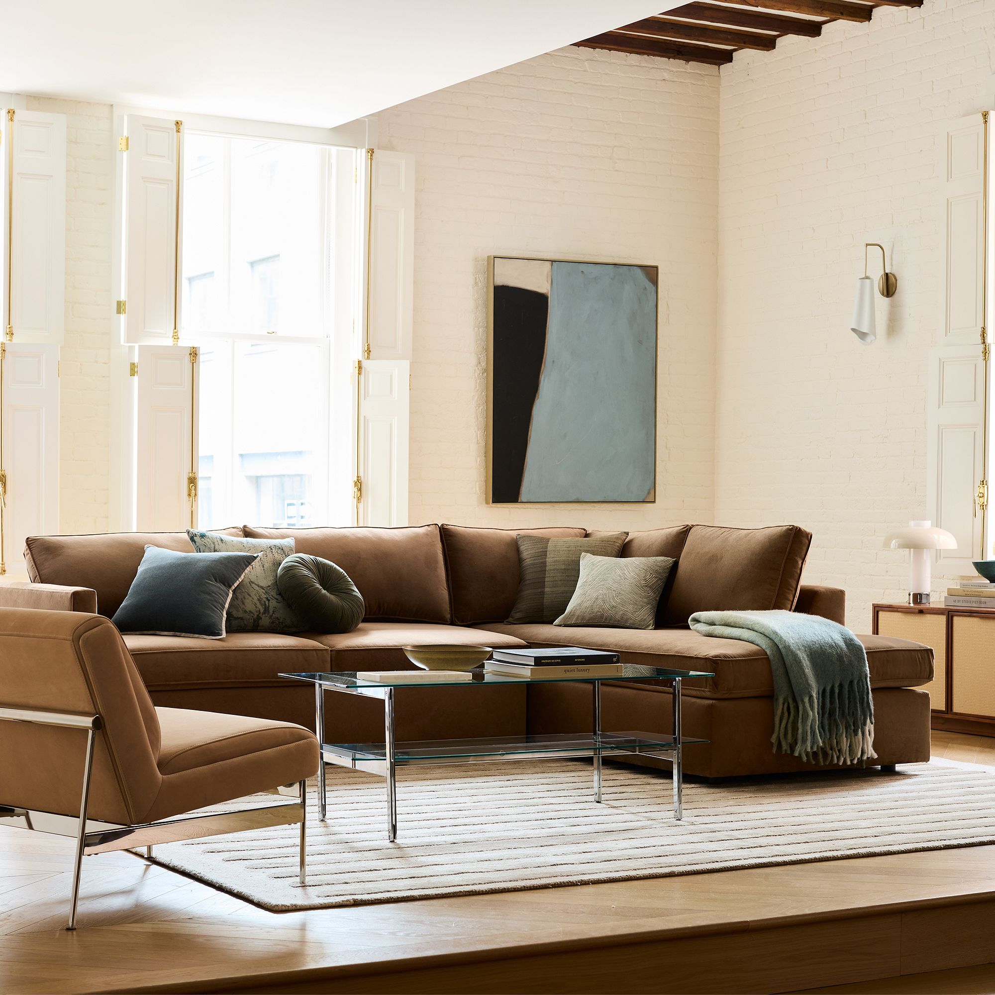 Orovia Sleek Wall Sconce – Ceramic Metal Champagne Brass