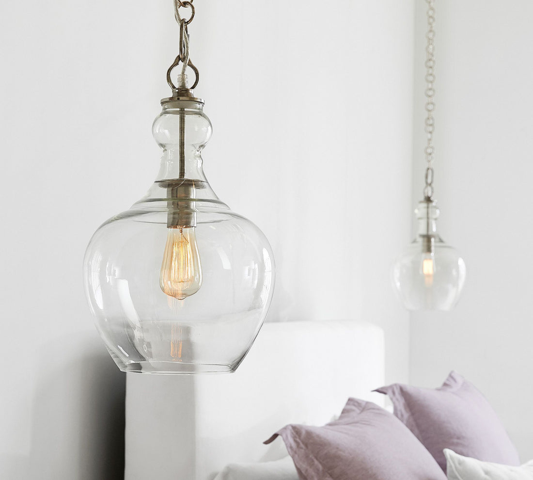 Suspension en verre Lawson – Verre recyclé et laiteux avec accents bronze