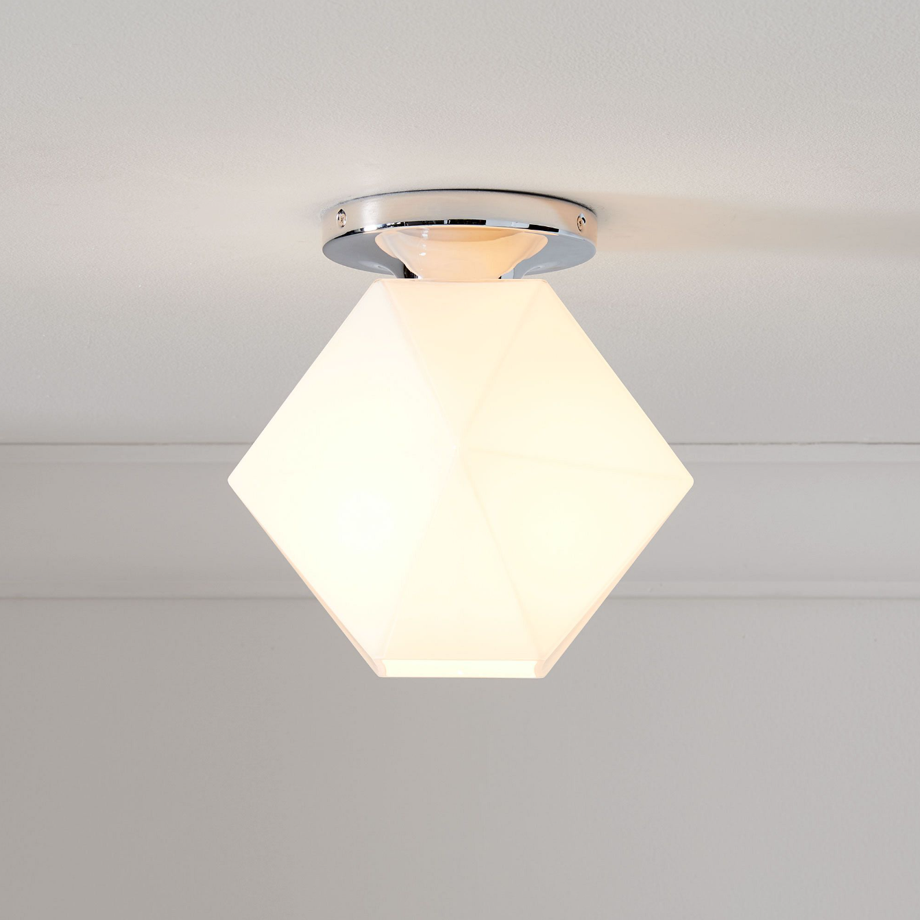 Talvior Sculptural Flush Mount Ceiling Light – Faceted Glass for Modern Interiors