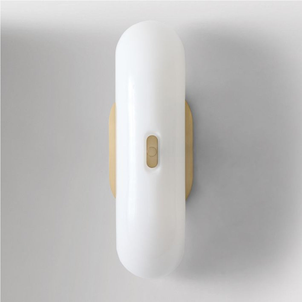 Ferosa Elegant Boat-Shaped Wall Lamp – Brass Finish with Milk Glass Linear Design