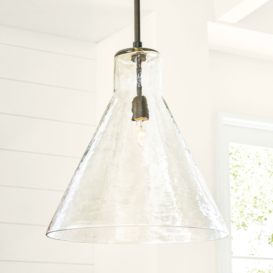 Collection de suspensions en verre recyclé Glavira - Éclairage de cuisine moderne