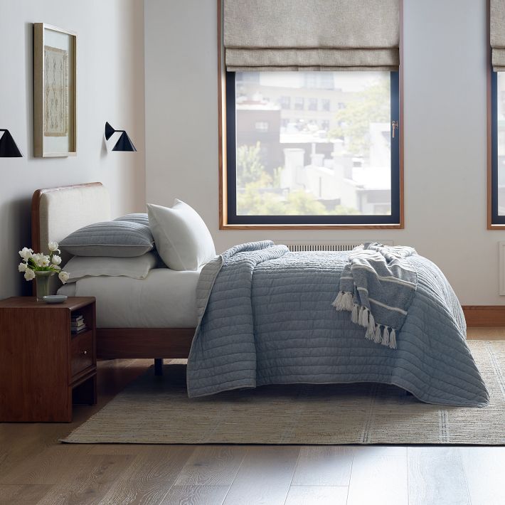 Applique murale Brivana - Éclairage moderne en laiton pour chambre et couloir